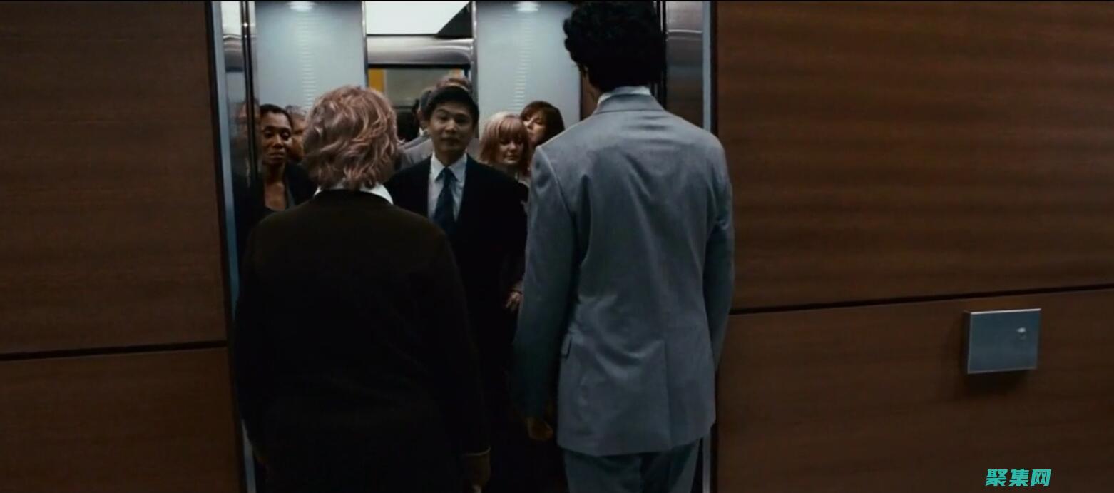 電梯里的靈異遭遇：上海居民講述真實(shí)的撞鬼經(jīng)歷 (電梯里的靈異事件視頻)