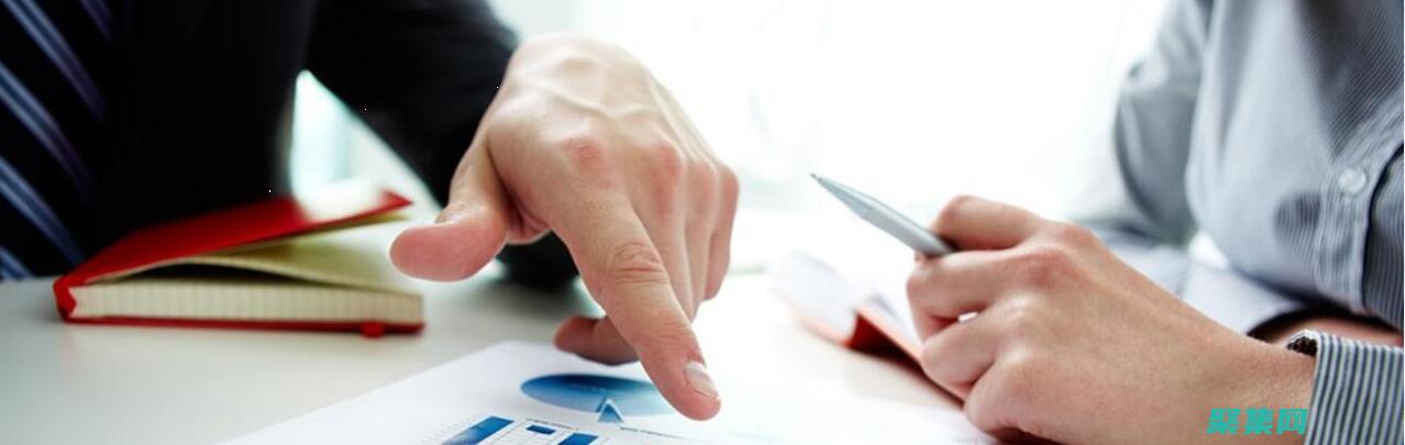 高度定制性：機構可以修改和定制源碼以滿足其獨特的要求，例如添加自定義試題類型、設置不同的考試時間限制和評分標準。(高度定制化)