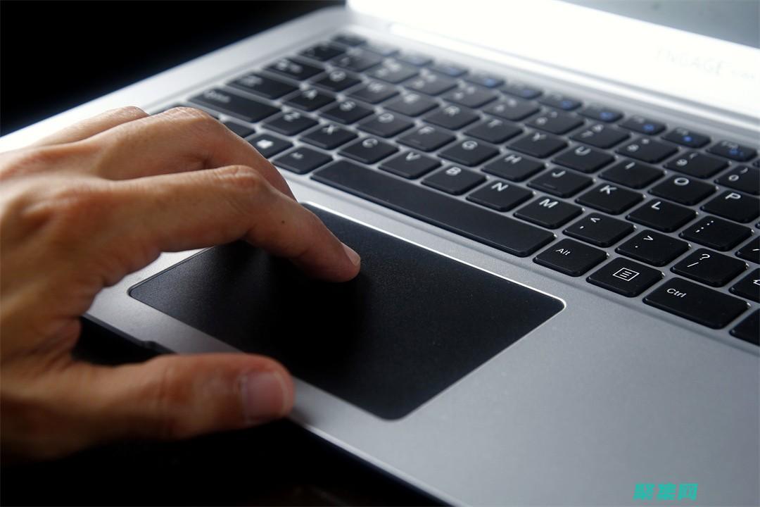 郵件支持：您可以發送郵件至 support@dedecms.com，但請注意，郵件支持可能會延遲。(郵件暫不支持查看應該怎么辦)