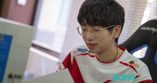 文本區域默認值